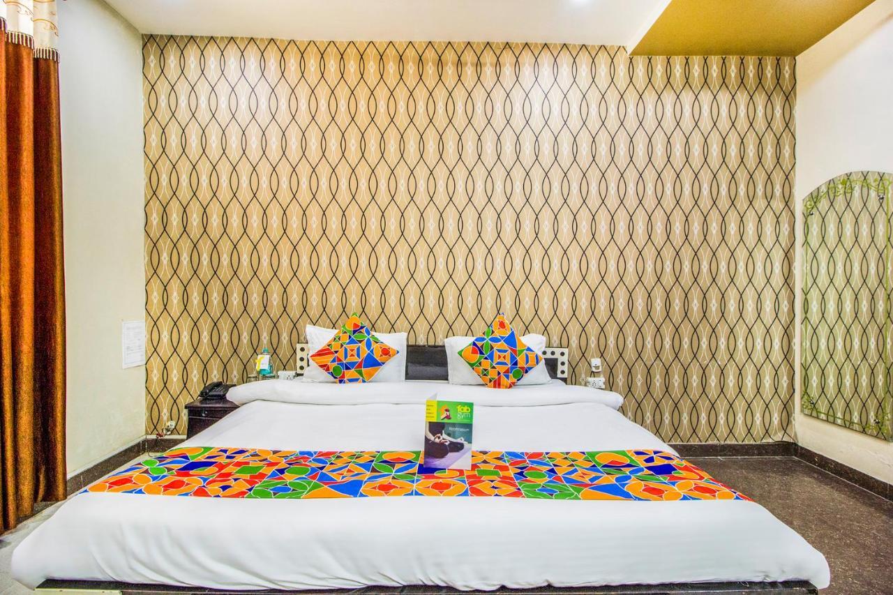 Fabhotel Plus Maniram Palace Agra  Esterno foto