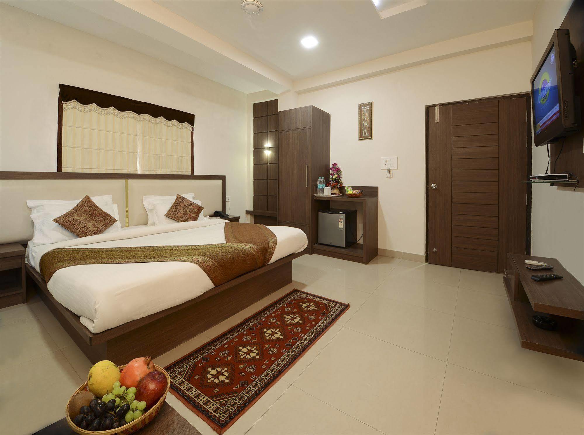 Fabhotel Plus Maniram Palace Agra  Esterno foto