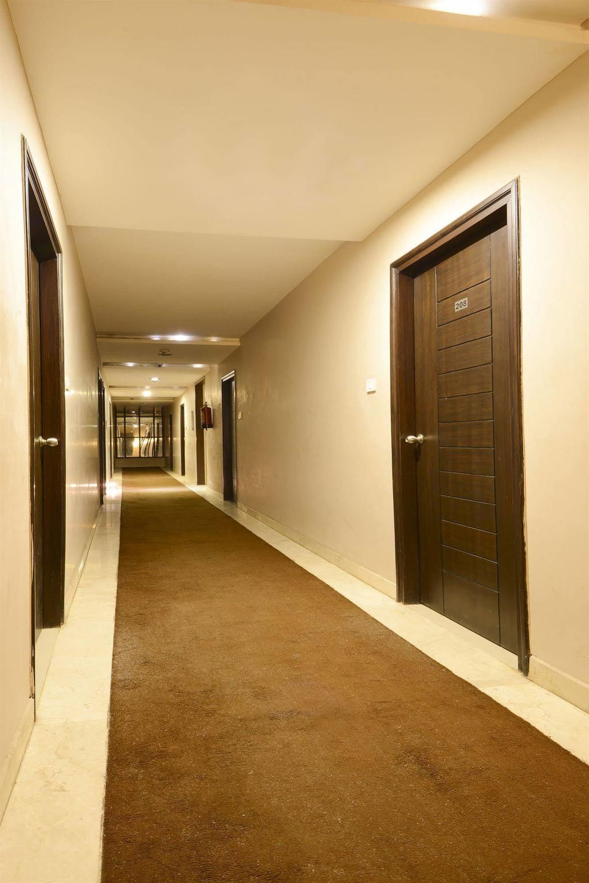 Fabhotel Plus Maniram Palace Agra  Esterno foto